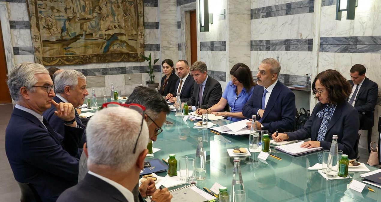 bakan hakan fidan italya disisleri bakani tajani ile romada gorustu gPqWvIpx