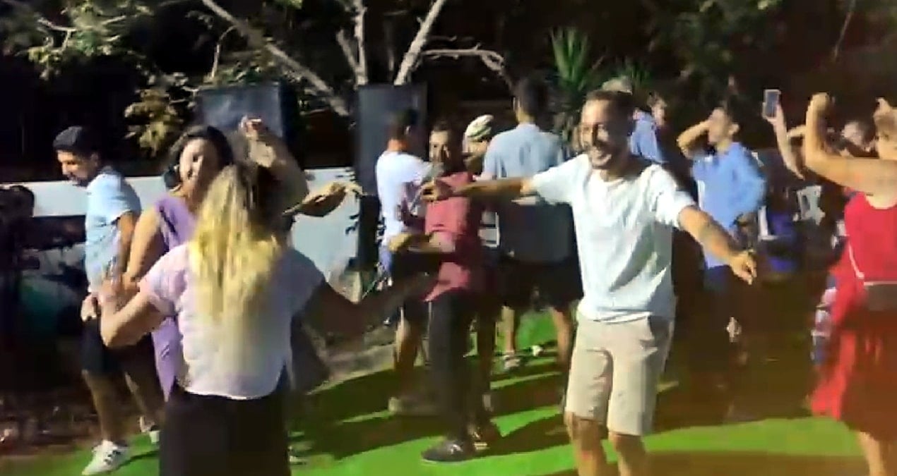 bodrumdaki dugunun surpriz konuklari Rzvrtp1y