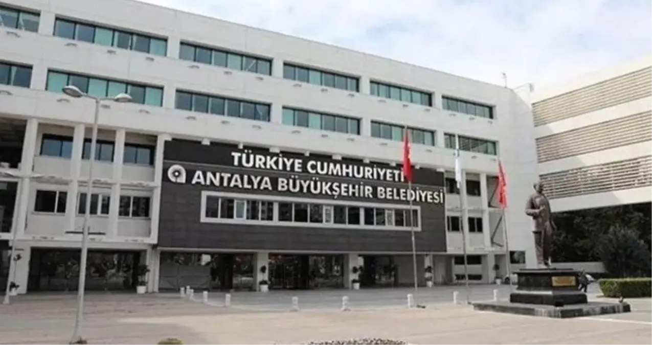 antalya buyuksehir belediyesinde kimler gozaltina alindi antalya buyuksehir belediyesine operasyon bTmE2Dbv.jpg