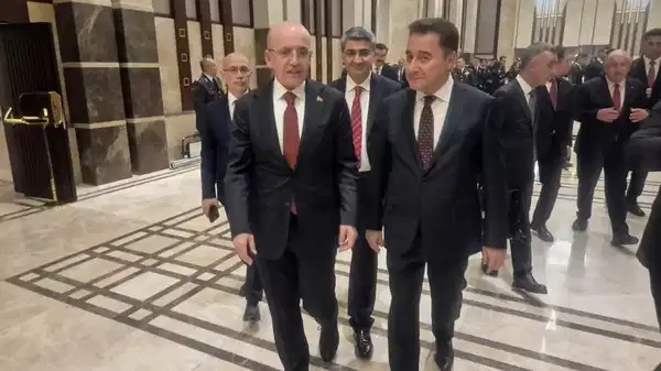 bakan simsek ve babacan bir araya geldi ikilinin ne konustugu ortaya cikti k6MM1wVK.jpeg