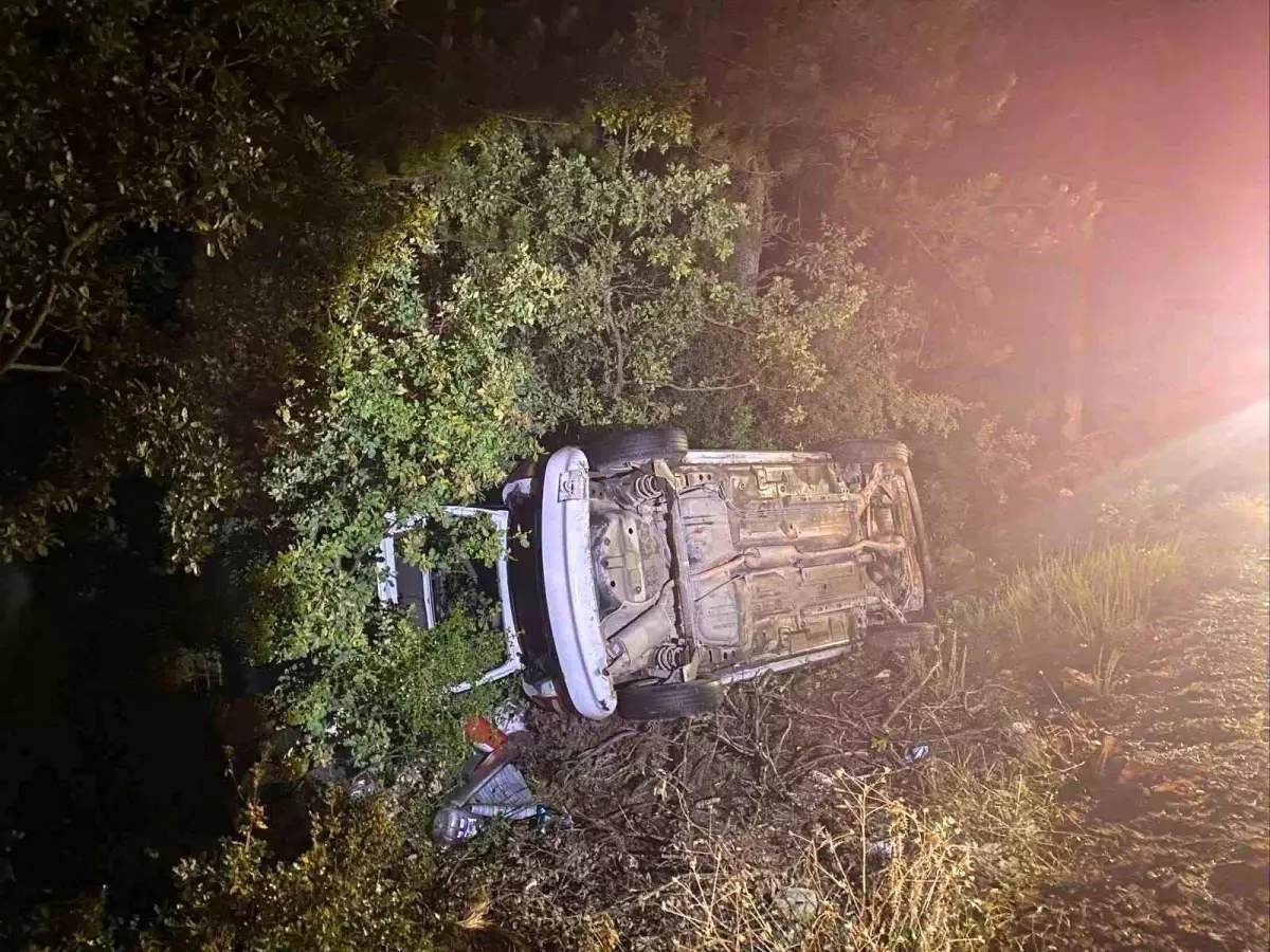 bilecikte yagis sebebiyle trafik kazasi 3 yarali TEL3JDjm.jpg