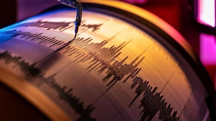 istanbul valiliginden deprem aciklamasi ekiplerimiz incelemelere baslamistir jmXzNF7K