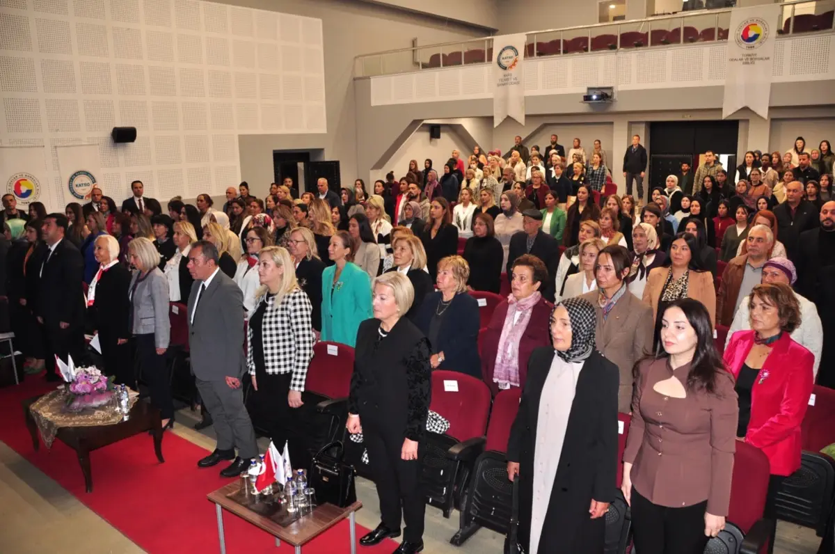 kadin girisimciler zirvesi karsta 36CSI3QL