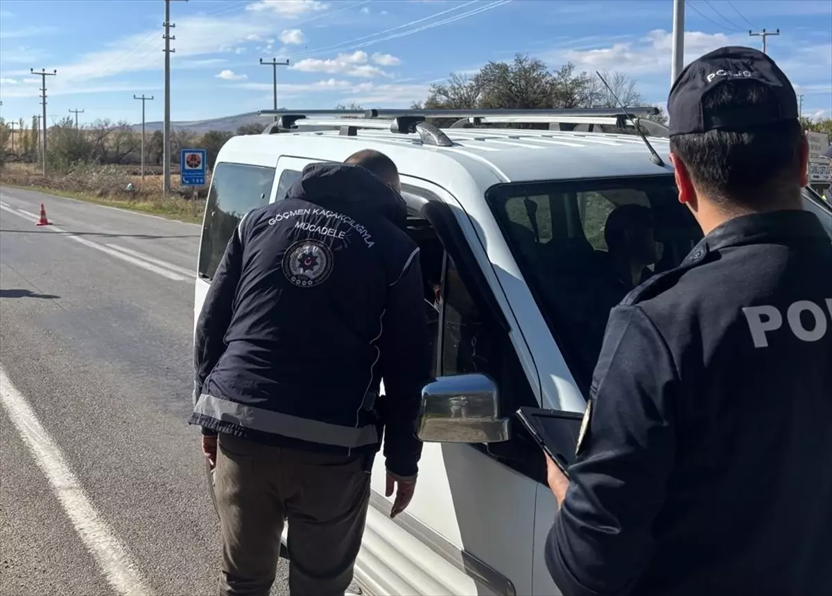 kirsehirde 8 duzensiz gocmen yakalandi XeIuCTs6.jpg